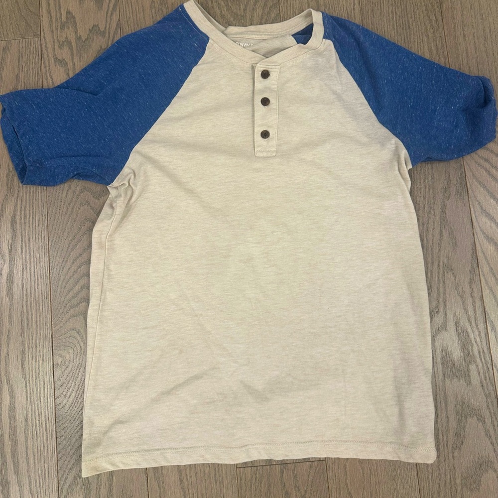 T shirt